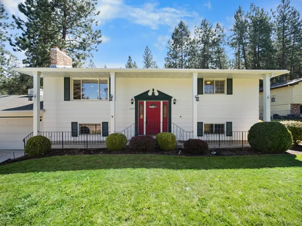 1825 S Lake Rd, Spokane, WA 99212