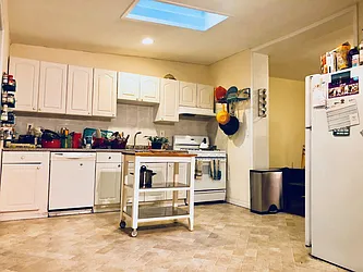 Rented by Level Group