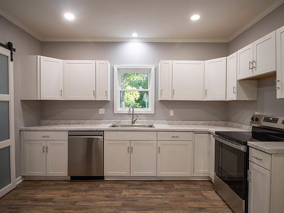2nd image of 174 Tucker Ave