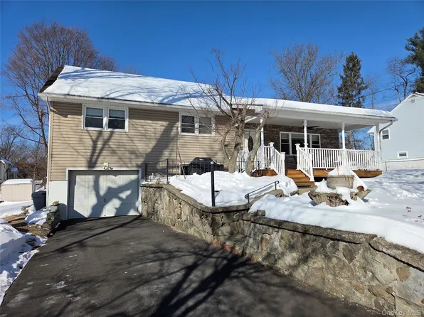 9 Williams Avenue, Newburgh, NY 12550