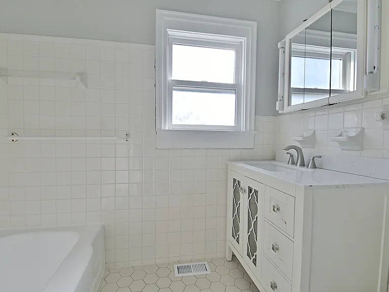 8405 S Northshore Dr — Photo 11