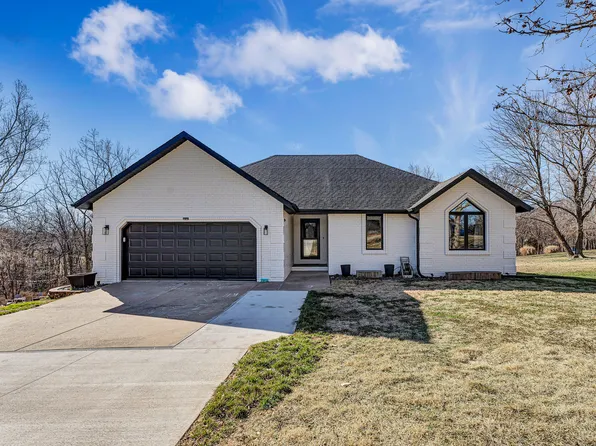 1963 S Oakview Lane, Nixa, MO 65714