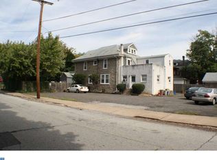 2520 Edgmont Ave, Chester, PA 19013