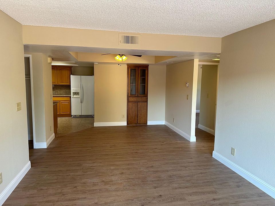 Family and dining room