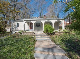 624 Glen Cove Rd, Glen Head, NY 11545