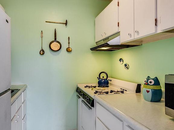 2nd image of 2201 L St NW APT 412