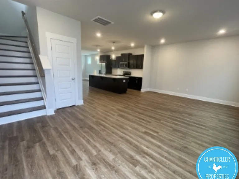 932 Arcadia Hill St — Photo 6