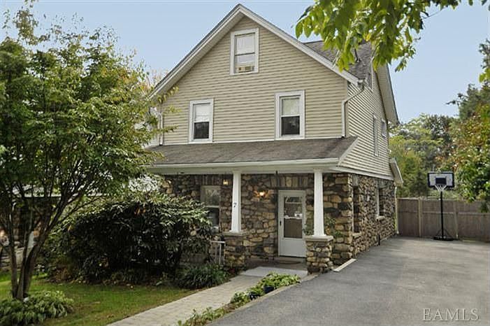 1st image of 7 McMahon Pl
