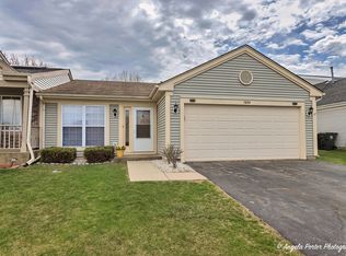 1035 Bugle Ln, Round Lake Beach, IL