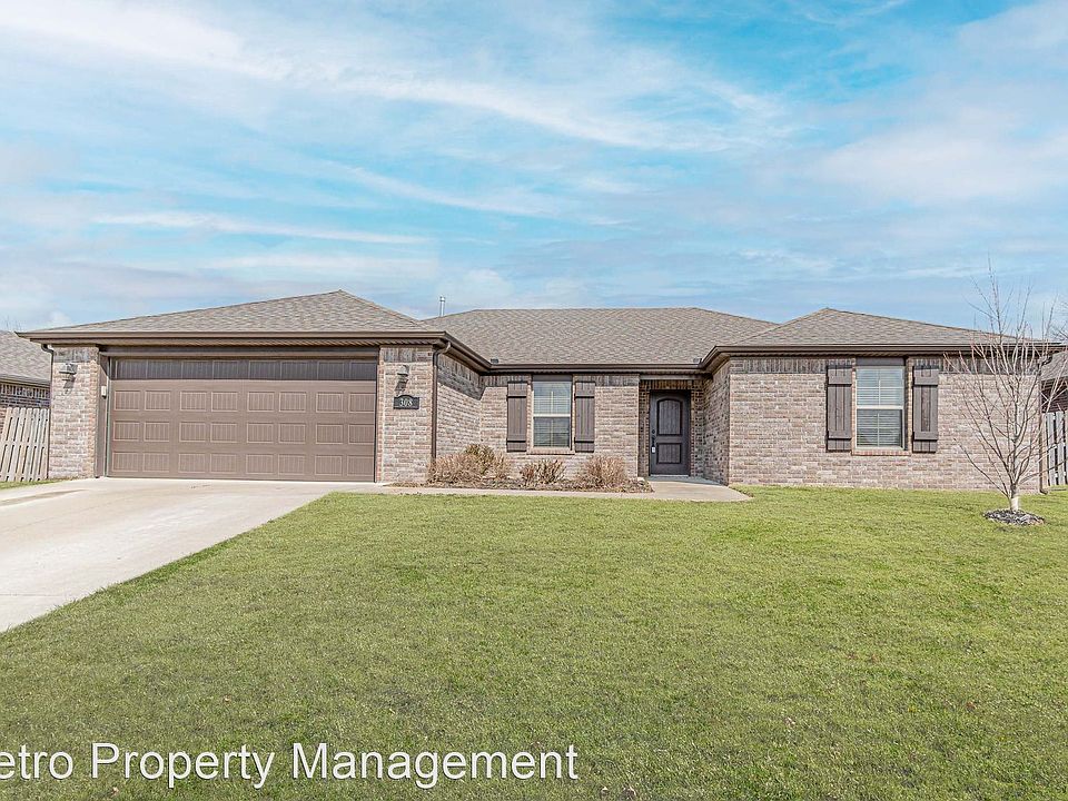 1st image of 308 Lion Dr N