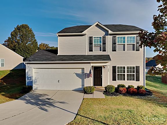 2nd image of 104 Landrum Ln