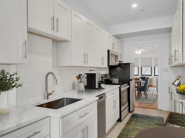 137 Englewood Ave APT 5, Brighton, MA 02135