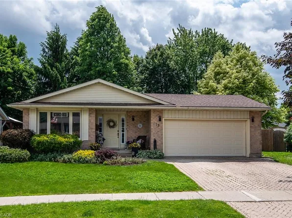 19 Eagle Dr, Woolwich, ON N3B 3J1