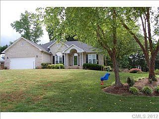 1st image of 2869 Old Well Ln