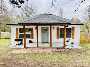 126 Laura Rd, Mooresville, NC 28117