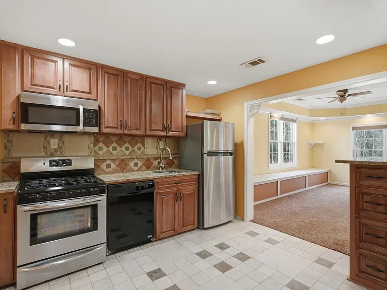 2927 Arbor Creek Ln — Photo 19