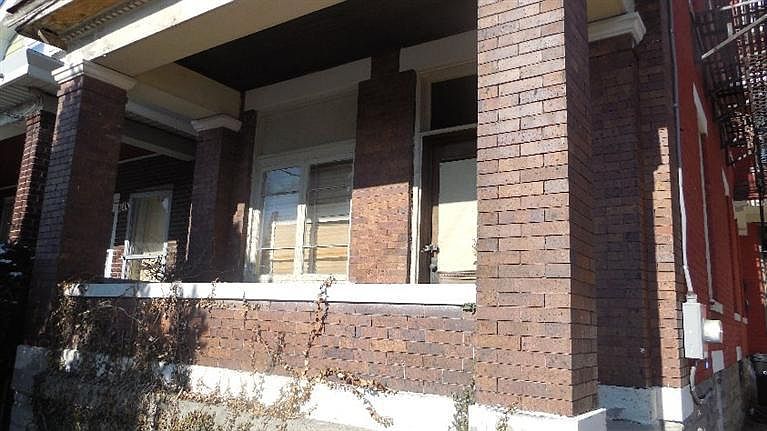 Building Photo 3
