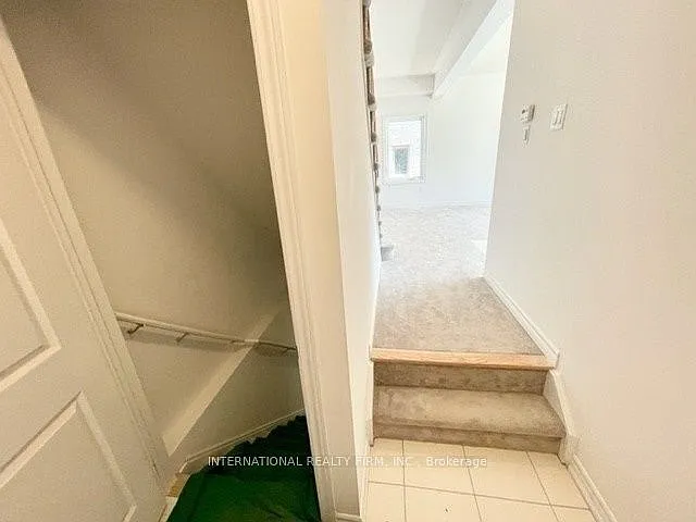 240 Ridley Cres — Photo 26