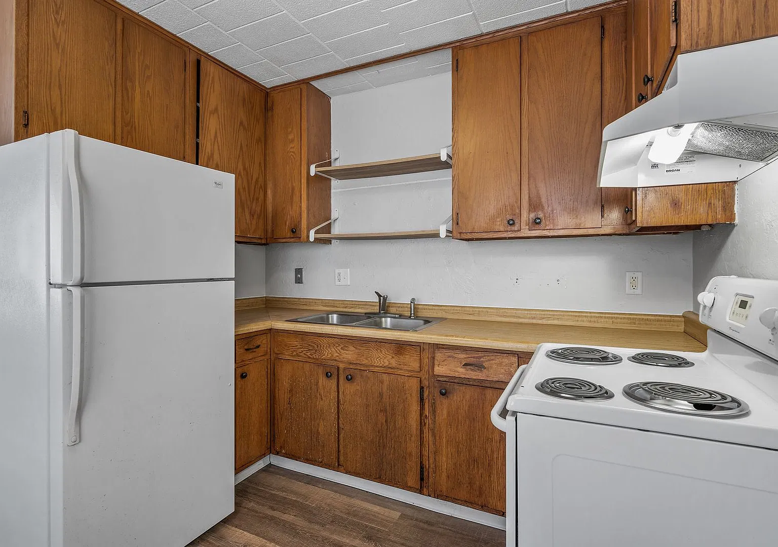 Willis Apartments — Photo 3