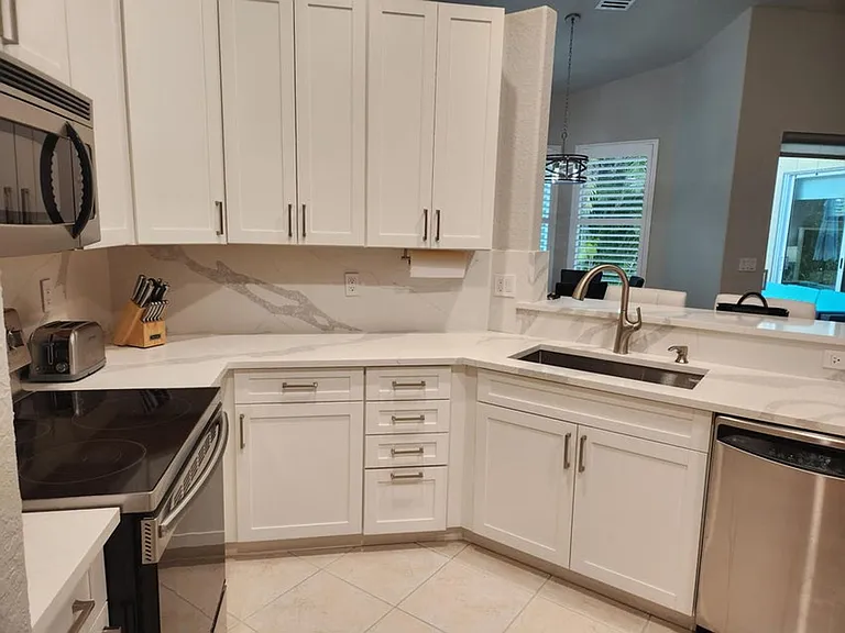 2564 Sandy Cay — Photo 2