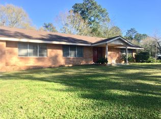 919 Hickory Dr, Huntsville, TX 77320