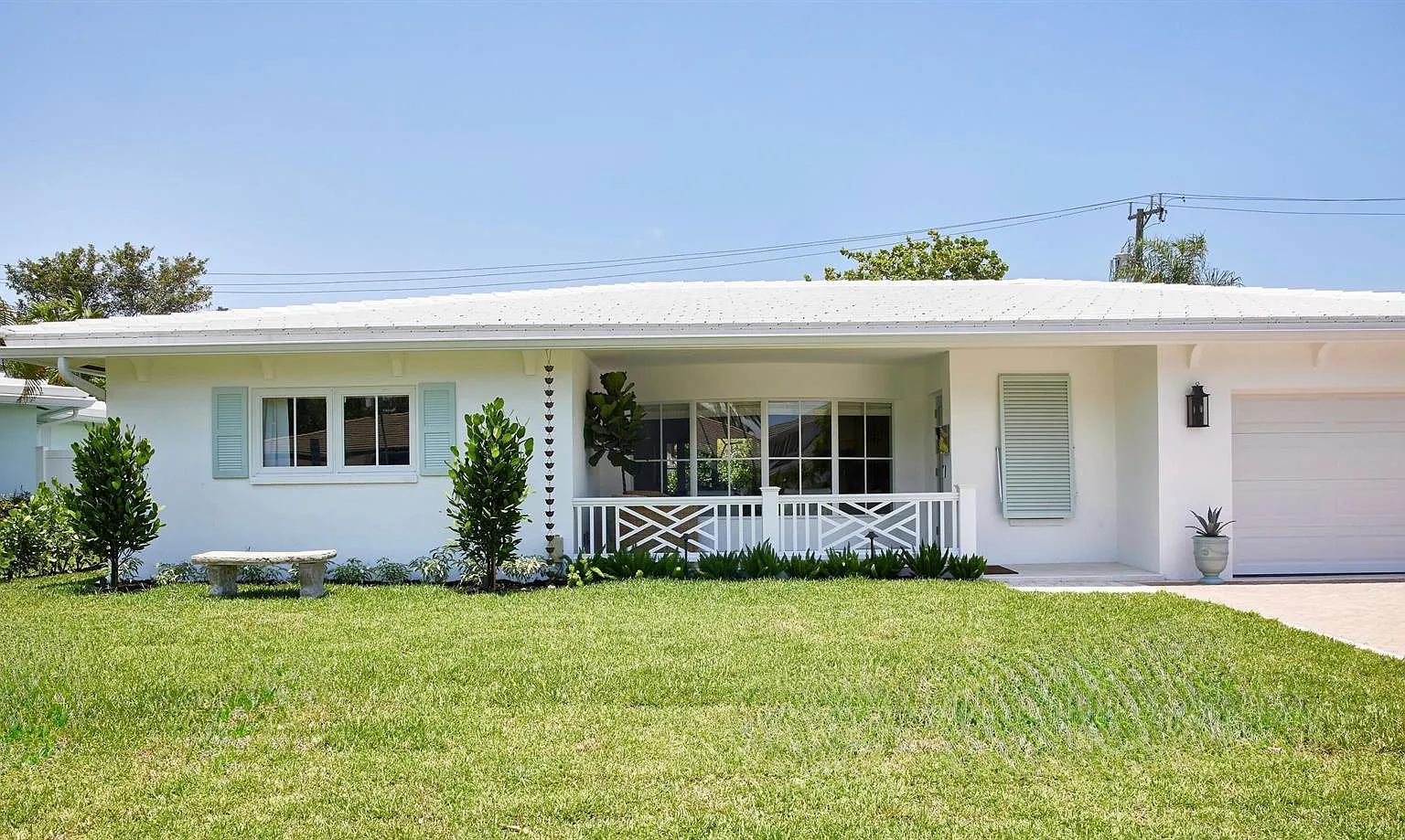 3 bed, 2196 sqft, $18,500 — Photo 1