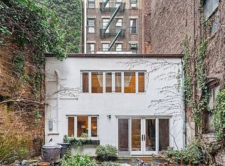 330 W 11th St, New York, NY 10014