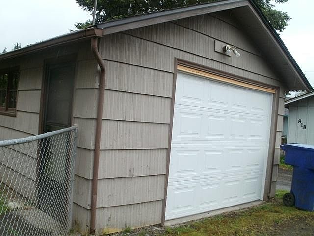 2nd image of 819 N 4th Ave