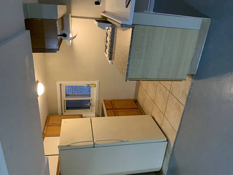 5248 W Altgeld St — Photo 19