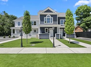 (Undisclosed Address), Riverhead, NY 11901