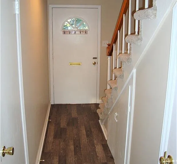 101 Oxford Pl #4 — Photo 10