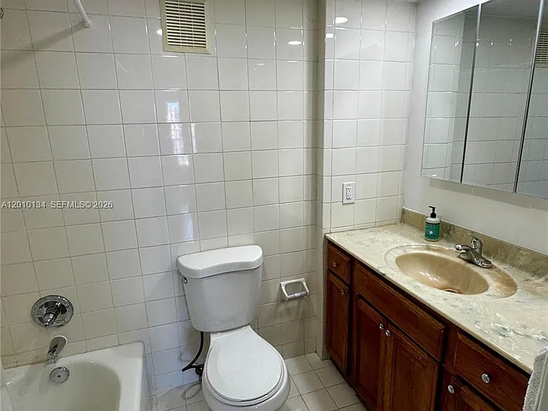 4801 NW 7th St #70416 — Photo 12