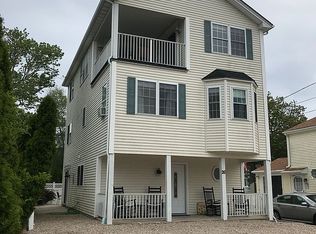 26 Saint James Rd, Narragansett, RI 02882