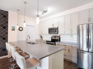 200 N Cranfield Cmn SE #103, Calgary, AB T3M1S2