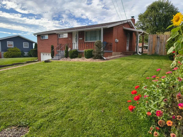 503 Orchard Ave, Scottdale, PA 15683
