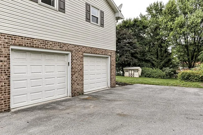 668 Sand Hill Road — Photo 3