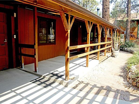 3rd image of 2225 Mahogany Ln