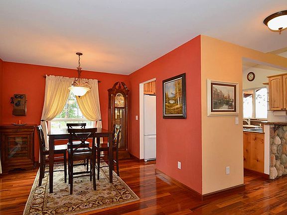 2nd image of 5511 E Dayspring Ln
