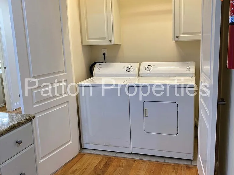1308 Pulaski St - Inside CoC - R09009-09-12 — Photo 15