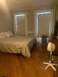 Rented by Space Link Realty