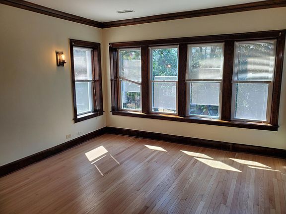 2nd image of 2155 N Lawler Ave #2