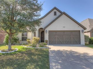 5208 Woodglen Ln, Fort Worth, TX 76126