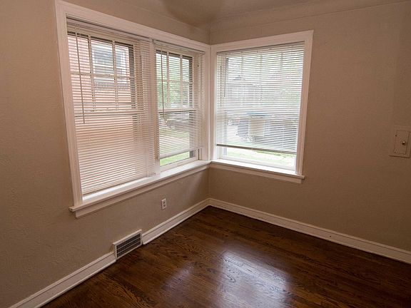 4th image of 4016 Potomac St
