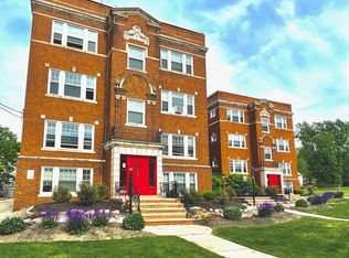 1421 Waterbury Rd #1425-1, Lakewood, OH 44107