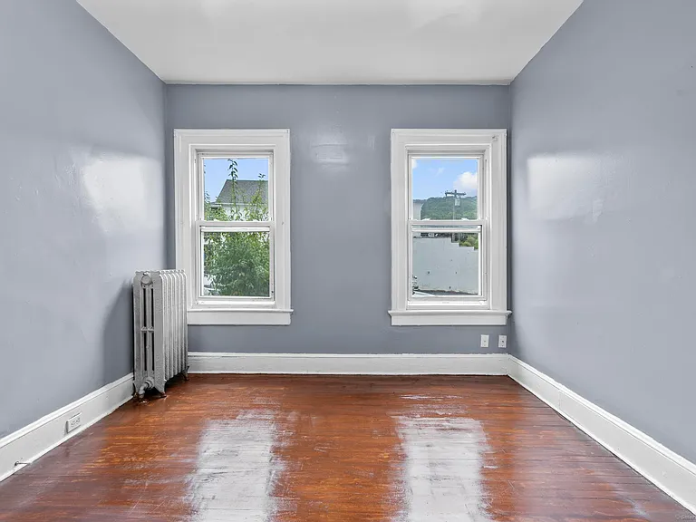 1105 N Main St #1 — Photo 18