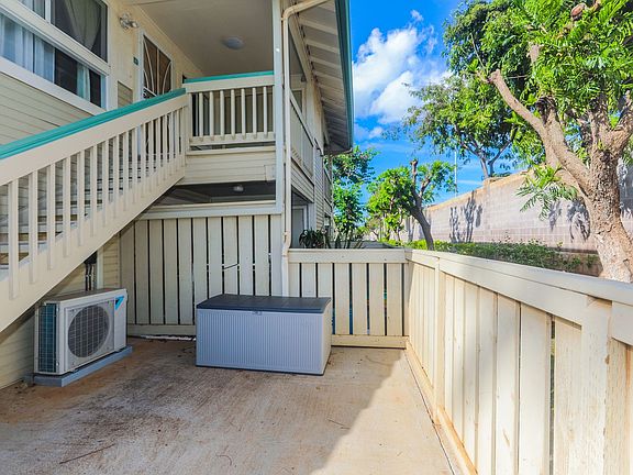 3rd image of 91-1073 Oaniani St #8H