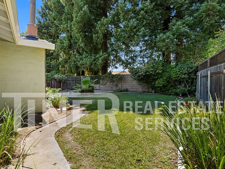 24 Grand Rio Cir — Photo 27