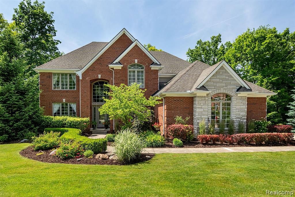 8631 Hidden Acre Ct, Clarkston, MI 48348 | Zillow