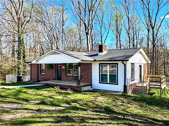 2nd image of 2434 Broadway Lake Rd