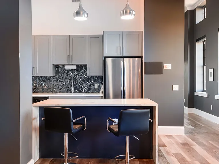 1410 Dolman St #103 — Photo 3